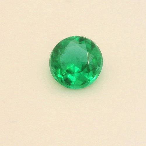 0.19 carat GREEN Round Smaragdas (1)