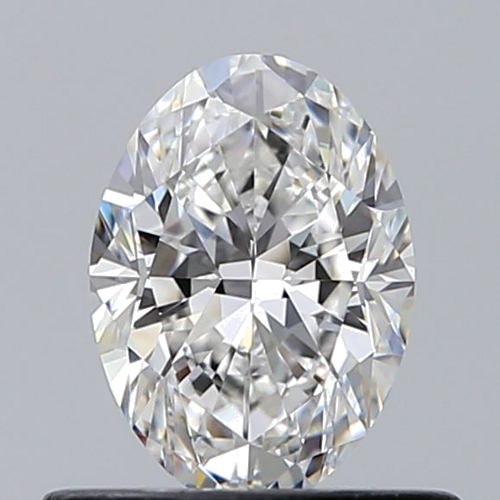 0.57 carat E-VVS1 Natūralus Oval Deimantas (1)