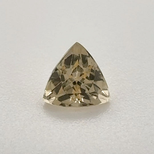 0.6 carat YELLOW Trilliant Topaz (1)