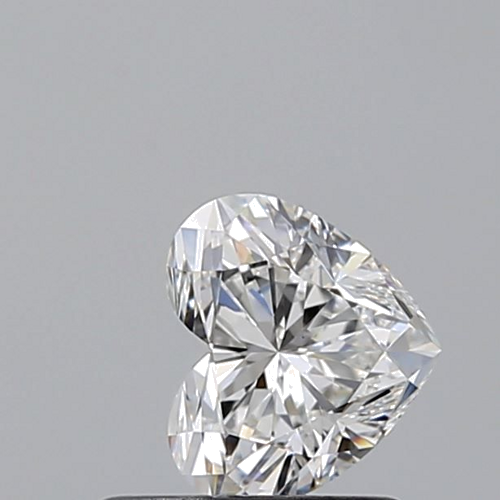 0.7 carat E-VS1 Natūralus Heart Deimantas (1)