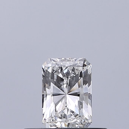 0.3 carat E-VVS1 Natūralus Radiant Deimantas (1)