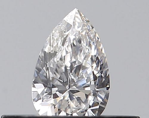 0.22 carat F-VVS2 Natūralus Pear Deimantas (1)