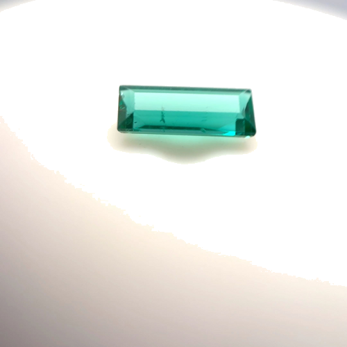 0.5 carat GREEN Baguette Smaragdas (1)