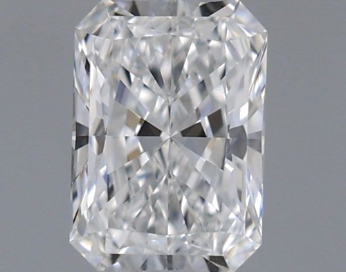 0.3 carat E-VS1 Natūralus Radiant Deimantas (1)