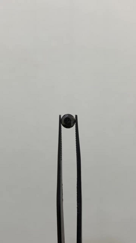 0.58 carat Fancy Black-VVS2 Excellent cut Natūralus Round Deimantas (1)