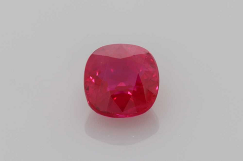 1.47 carat RED Rubinas (1)