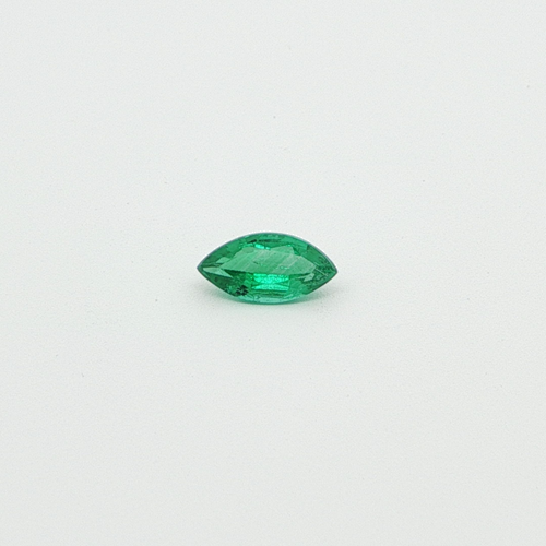 0.43 carat GREEN Marquise Smaragdas (1)