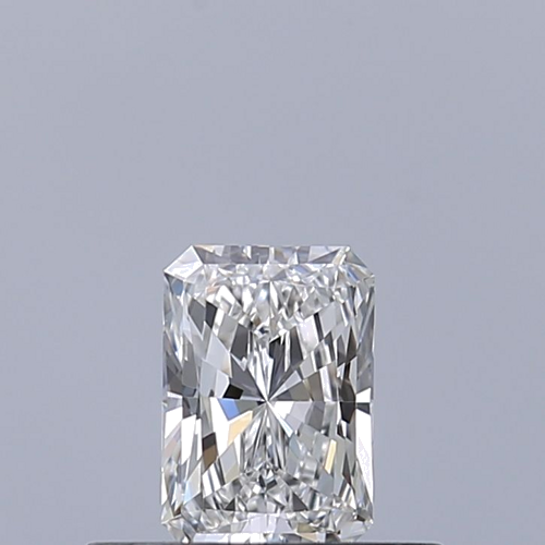 0.31 carat E-VVS1 Natūralus Radiant Deimantas (1)