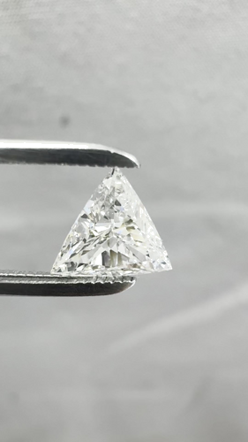 0.53 carat H-SI1 Natūralus Triangular Deimantas (1)