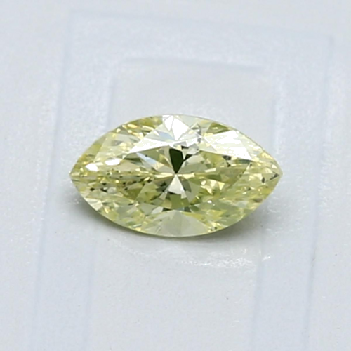 0.39 carat Fancy Greenish Yellow-SI2 Natūralus Marquise Deimantas (1)
