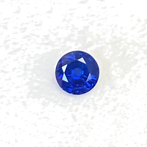 0.65 carat BLUE Round Safyras (1)