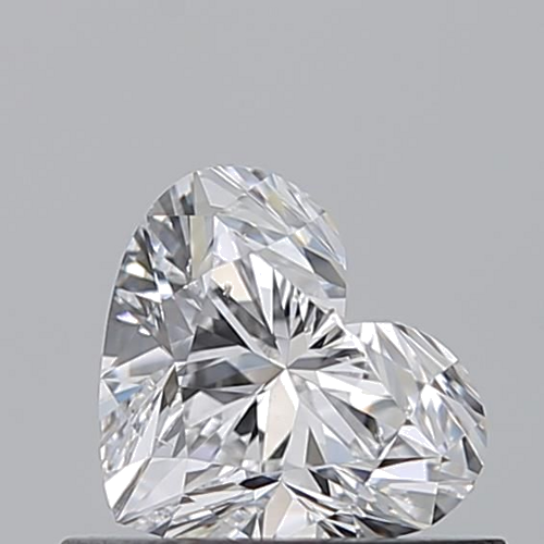 0.54 carat D-SI1 Natūralus Heart Deimantas (1)