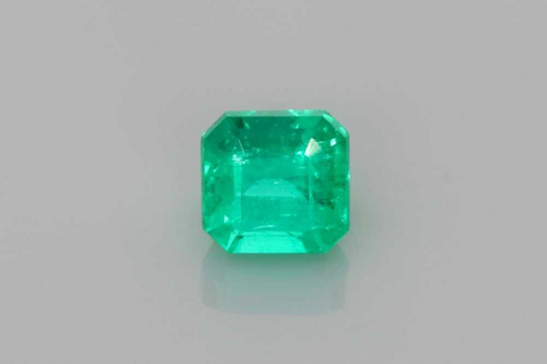 0.23 carat GREEN Asscher Smaragdas (1)