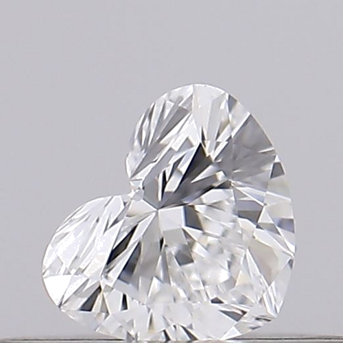 0.15 carat F-VVS2 Natūralus Heart Deimantas (1)
