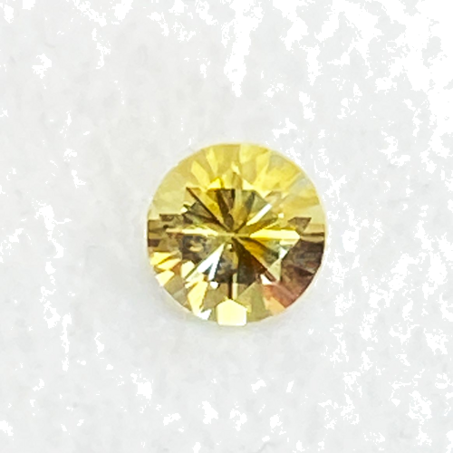 0.38 carat ORANGE Round Safyras (1)