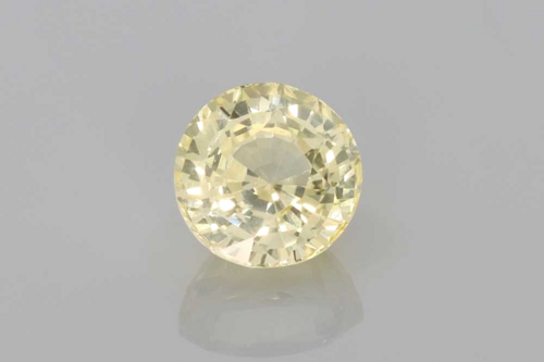 2.0 carat YELLOW Round Safyras (1)