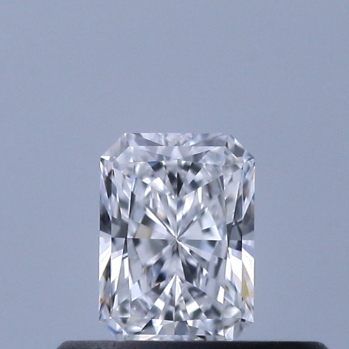 0.3 carat D-VVS1 Natūralus Radiant Deimantas (1)