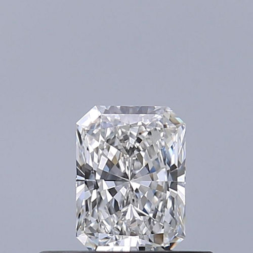 0.35 carat E-IF Natūralus Radiant Deimantas (1)
