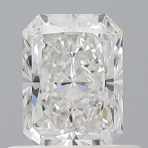 0.7 carat E-VVS1 Natūralus Radiant Deimantas (1)