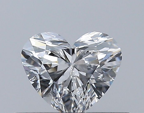 0.31 carat E-VVS1 Natūralus Heart Deimantas (1)