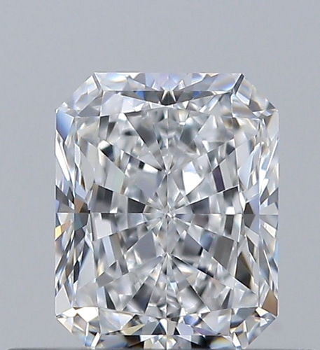 0.6 carat D-VVS2 Natūralus Radiant Deimantas (1)