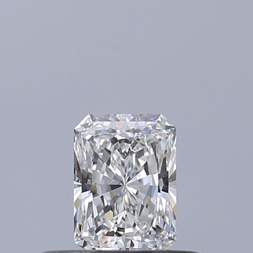 0.32 carat D-VVS2 Natūralus Radiant Deimantas (1)
