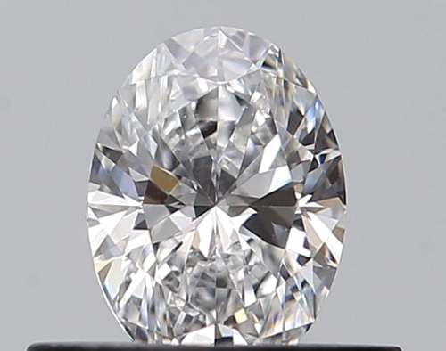 0.4 carat E-VVS1 Natūralus Oval Deimantas (1)