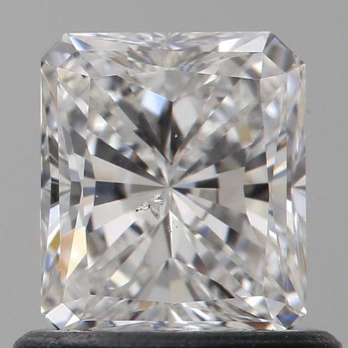 0.7 carat E-SI1 Natūralus Radiant Deimantas (1)