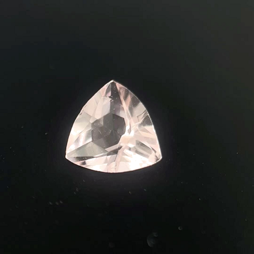 0.5 carat PINK Trilliant Morganite (1)