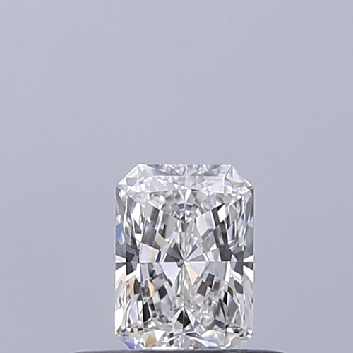 0.31 carat E-IF Natūralus Radiant Deimantas (1)