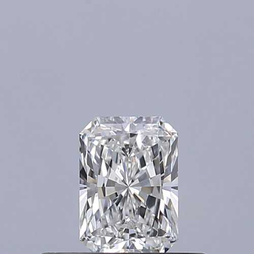 0.31 carat E-VVS2 Natūralus Radiant Deimantas (1)