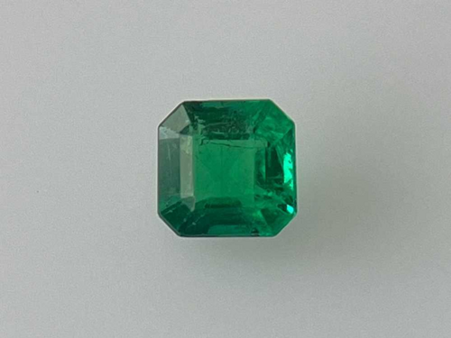 0.58 carat GREEN Asscher Smaragdas (1)