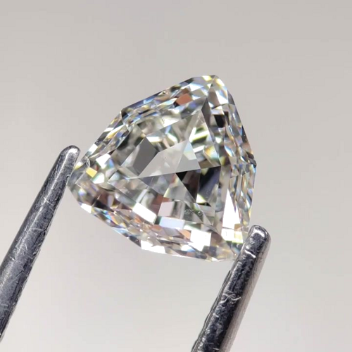 1.01 carat I-VS2 Natūralus Triangular Deimantas (1)