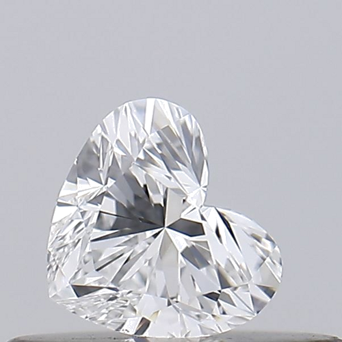 0.24 carat E-VVS1 Natūralus Heart Deimantas (1)