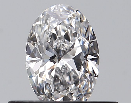 0.38 carat D-VVS2 Natūralus Oval Deimantas (1)