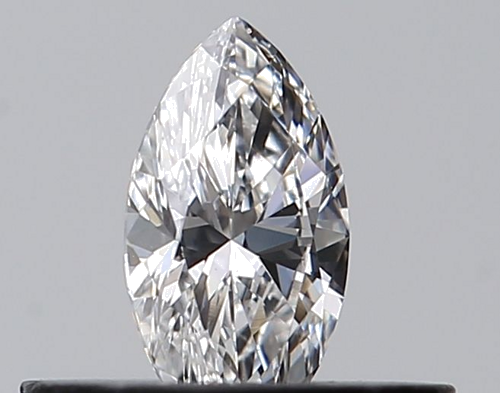 0.23 carat E-VVS2 Natūralus Marquise Deimantas (1)