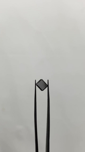 1.98 carat Fancy Black-VVS2 Natūralus Emerald Deimantas (1)