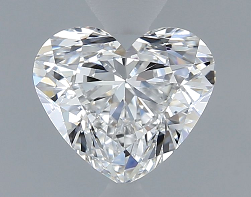 0.7 carat D-VVS2 Natūralus Heart Deimantas (1)