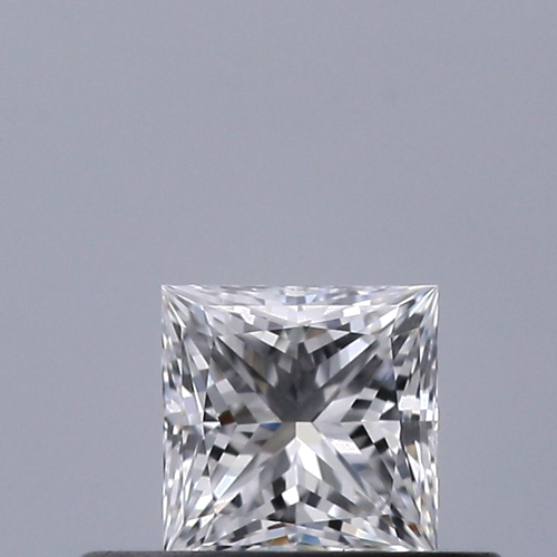0.32 carat D-VVS2 Natūralus Princess Deimantas (1)