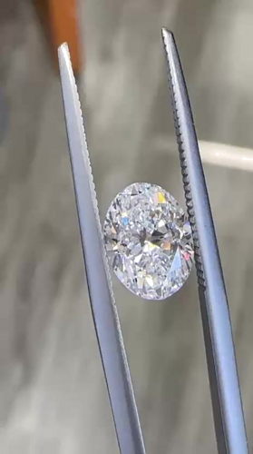 1.82 carat D-VS1 Natūralus Oval Deimantas (1)
