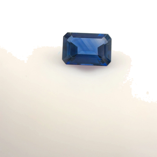 0.62 carat BLUE Emerald Safyras (1)