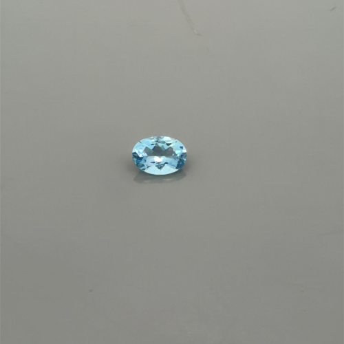 0.6 carat BLUE Oval Aquamarine (1)
