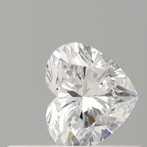 0.32 carat D-VVS1 Natūralus Heart Deimantas (1)
