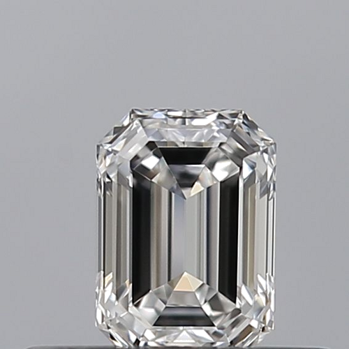 0.33 carat E-VVS2 Natūralus Emerald Deimantas (1)