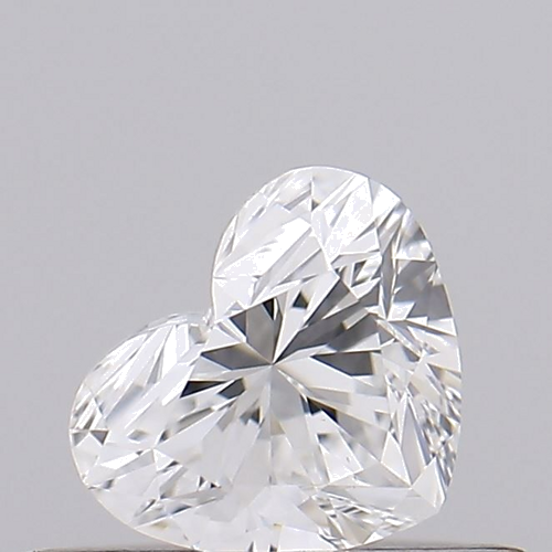 0.28 carat E-VS1 Natūralus Heart Deimantas (1)