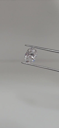 1.2 carat D-VVS2 Natūralus Oval Deimantas (1)