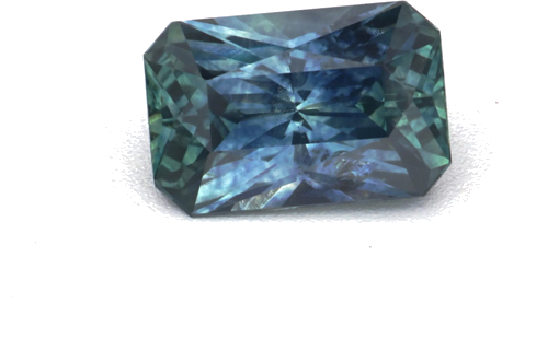0.53 carat GREEN Radiant Safyras (1)