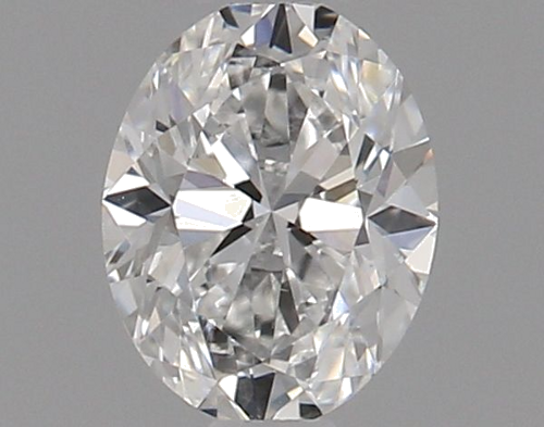 0.47 carat E-VS2 Natūralus Oval Deimantas (1)