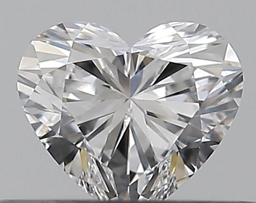 0.32 carat D-VVS2 Natūralus Heart Deimantas (1)