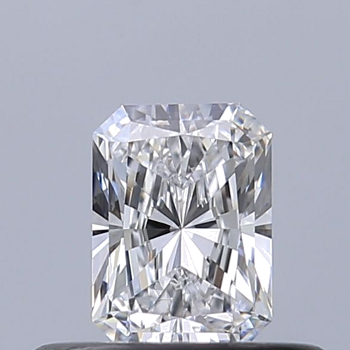 0.31 carat D-IF Natūralus Radiant Deimantas (1)